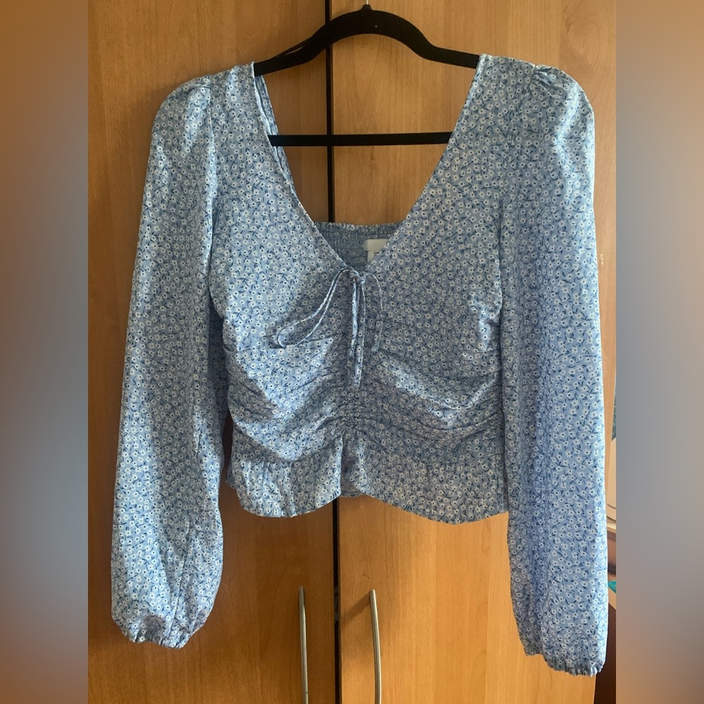 H&M - blue & white floral long sleeve top